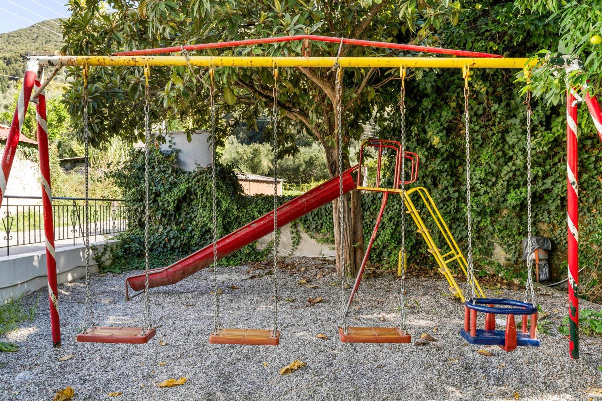 Verani Residence Parking Balcony Playground Sívros Eksteriør billede